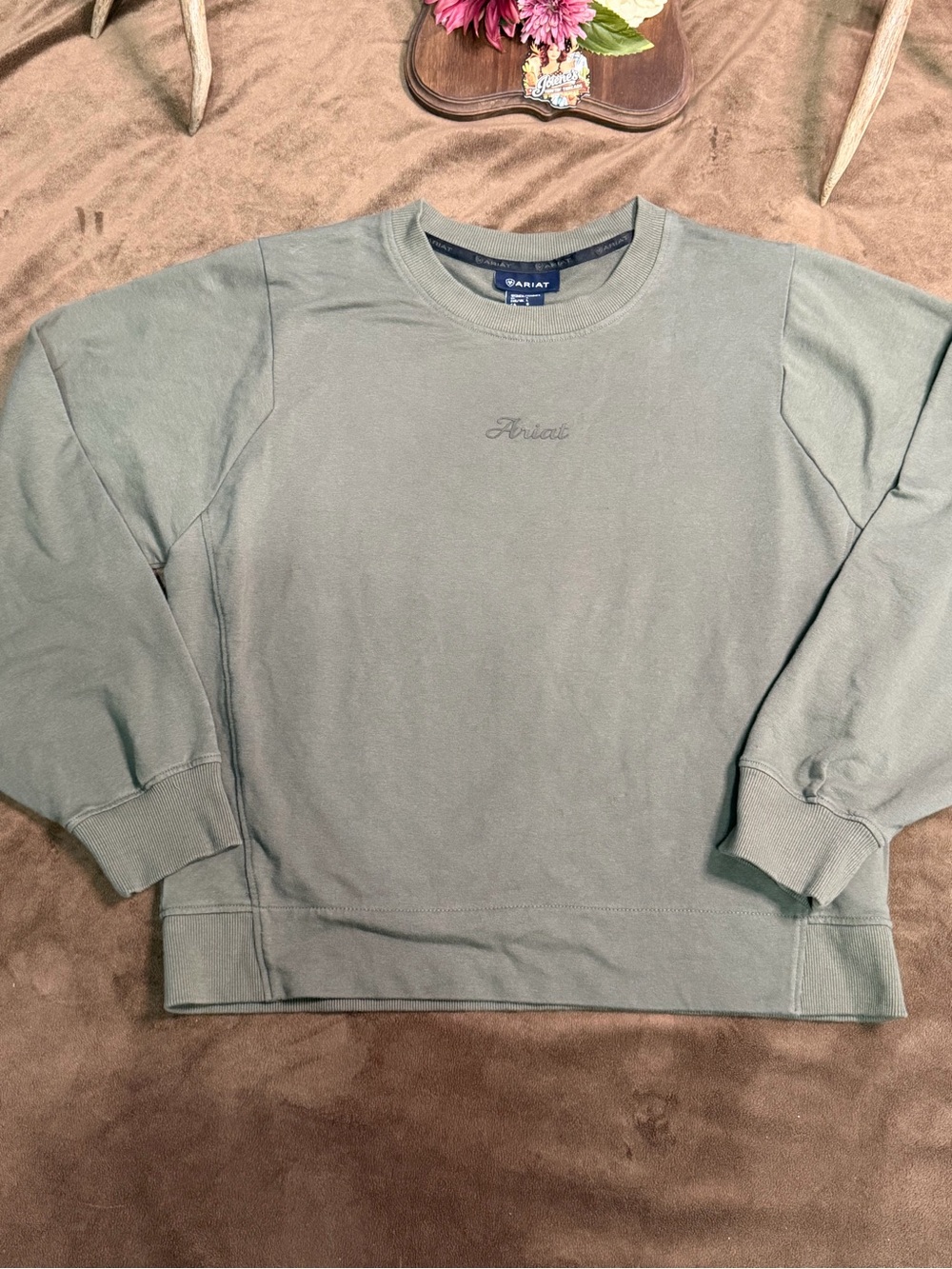 Ariat Womens Large Olive Green Crewneck Sweatshirt Embroidered Logo Western
